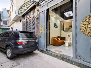Nhà đẹp giá mềm chỉ 2tỷ980 ngay đường hoàng bật đạt p.15 q.tân bình43,4m2 đậu xe hơi ngay cửa