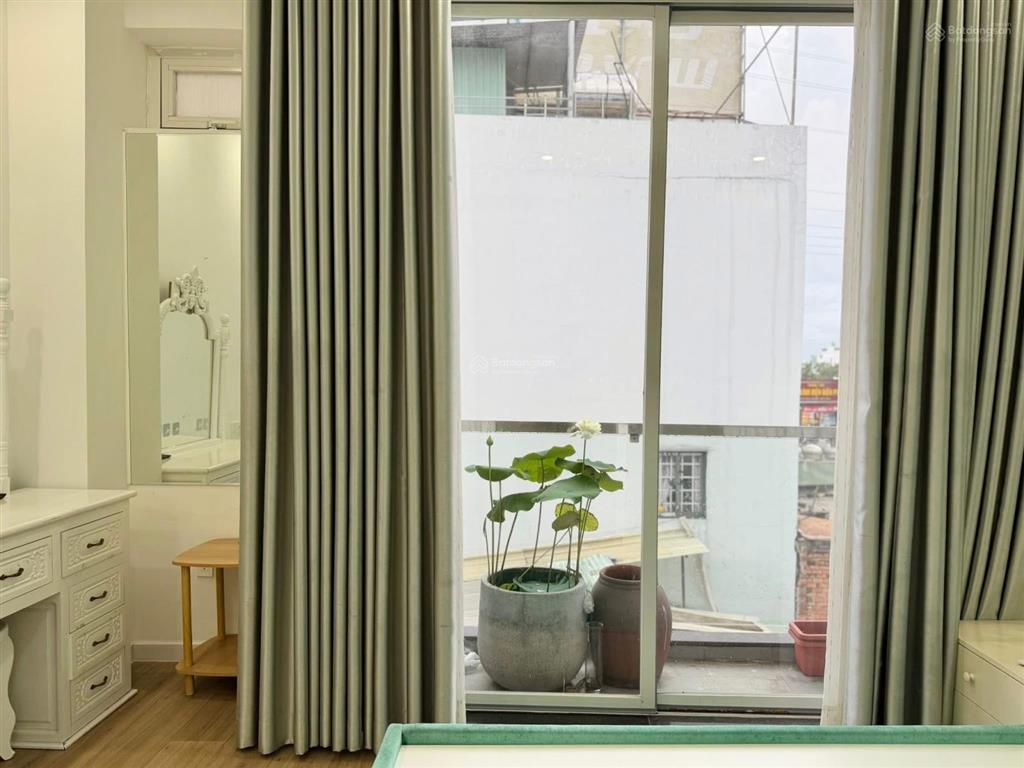 Nhà ngay đại học văn lang cơ sở 3 42m2 chỉ 2tỷ980 đường đặng thuỳ trâm p.14 q.bình thạnh