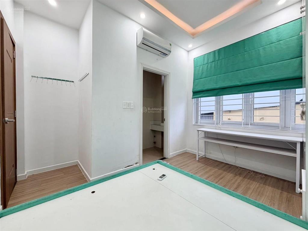 Nhà ngay đại học văn lang cơ sở 3 42m2 chỉ 2tỷ980 đường đặng thuỳ trâm p.14 q.bình thạnh