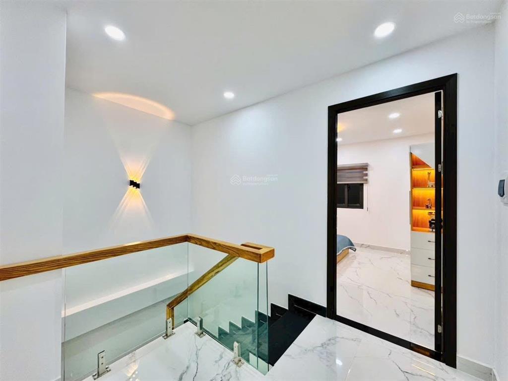 Nhà đẹp bình thạnh chỉ 3tỷ450 ngay đường trần bình trọng p5 q. bình thạnh  52m2 sổ hồng riêng