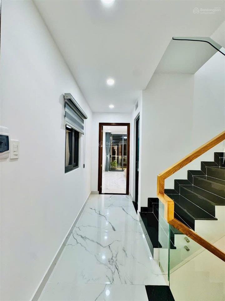 Nhà đẹp bình thạnh chỉ 3tỷ450 ngay đường trần bình trọng p5 q. bình thạnh  52m2 sổ hồng riêng
