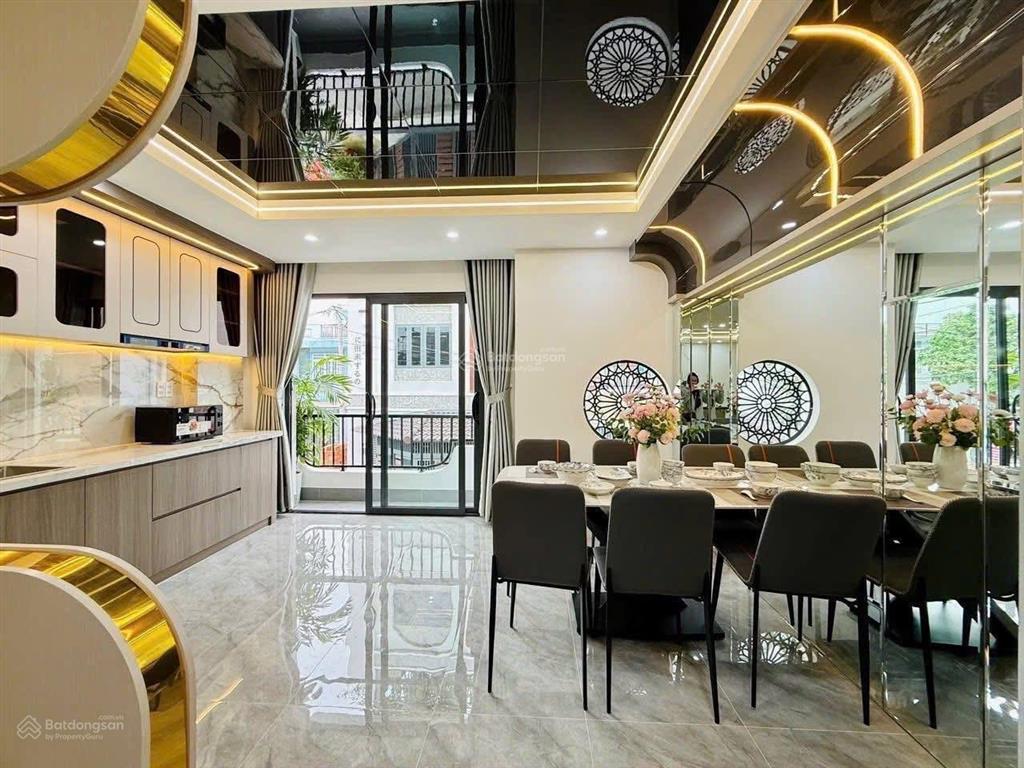 Nhà mới 100% ngay đường thạnh lộc 37, q12, 75m2, chỉ cần xách vali vào ở thôi anh chị ơi