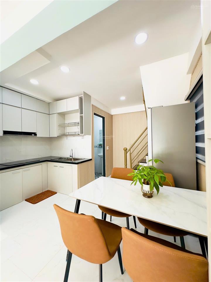 Nhà đúc vuông vức ở đường quang trung, gò vấp  36m2
