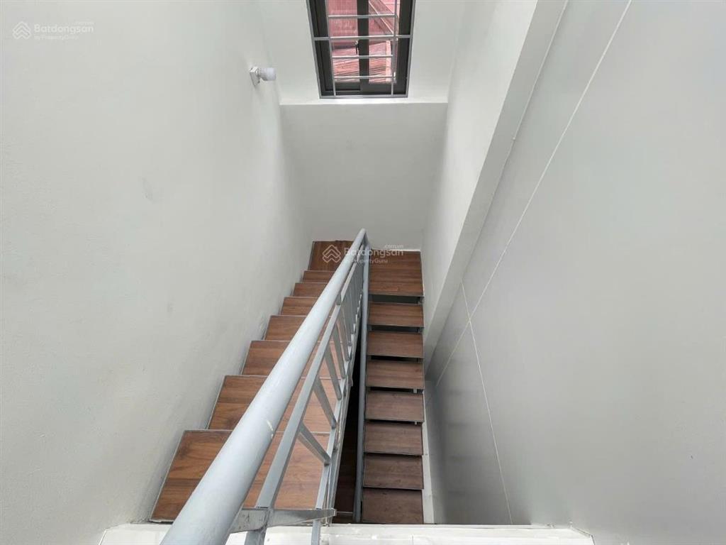 Siêu rẻ! toà chdv đường láng 65m2*6t*8pkk, dt 700tr/n, ngõ thông 4 phía , 150m ra phố, pccc/gpxd