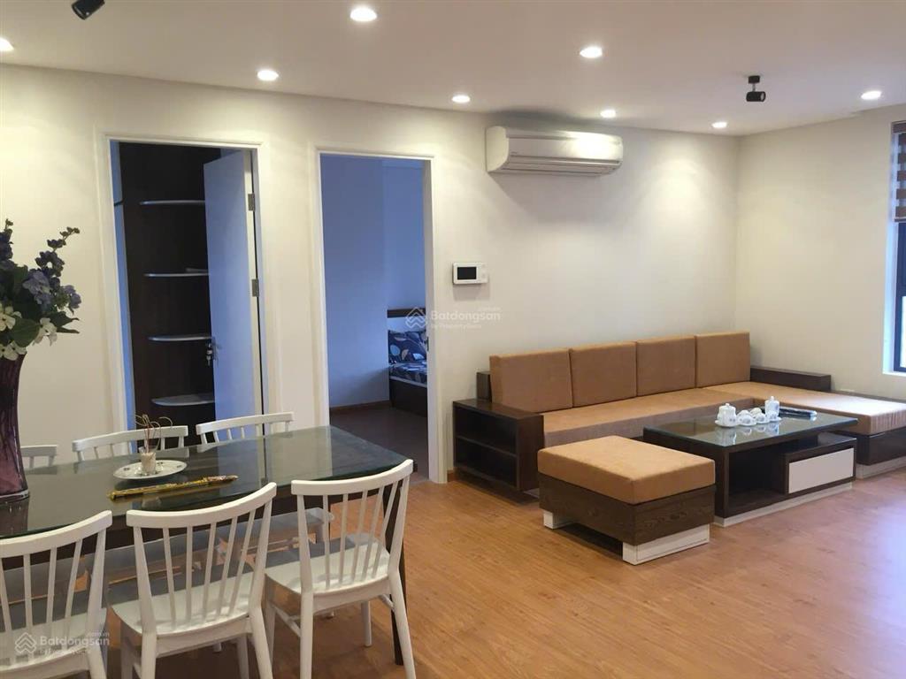 Bán căn hộ chung cư phố văn cao, dt sử dụng 140m2. giá 12.9 tỷ. 3 pn, 2vs, 1 thờ, 1 kho.có slot oto