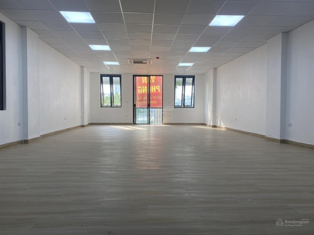 Cho thuê văn phòng 1160 đường láng, dt 90m2, giá 17tr/tháng.  0984 072 ***
