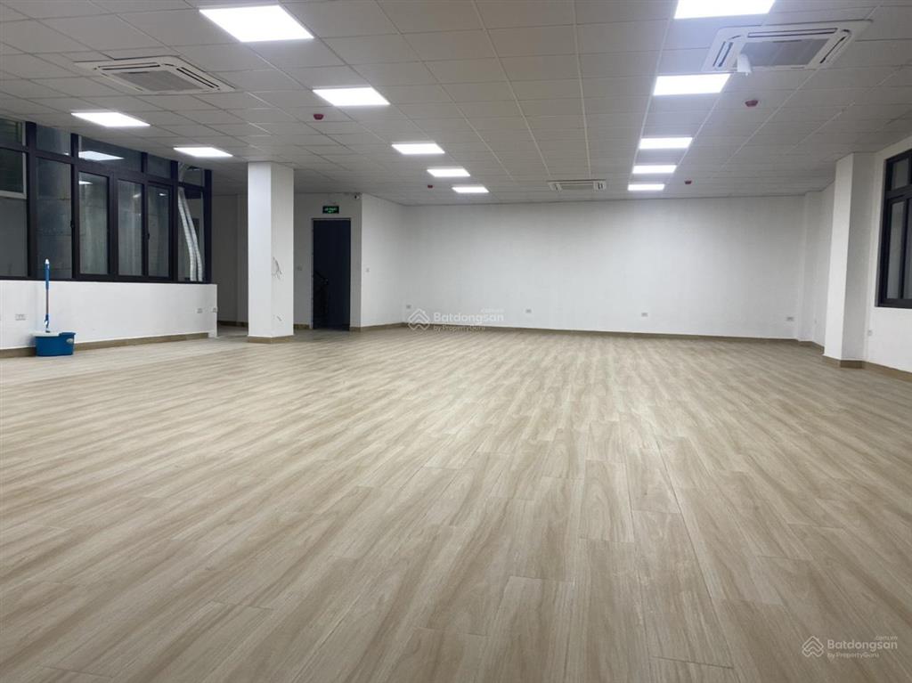 Cho thuê văn phòng 1160 đường láng, dt 90m2, giá 17tr/tháng.  0984 072 ***