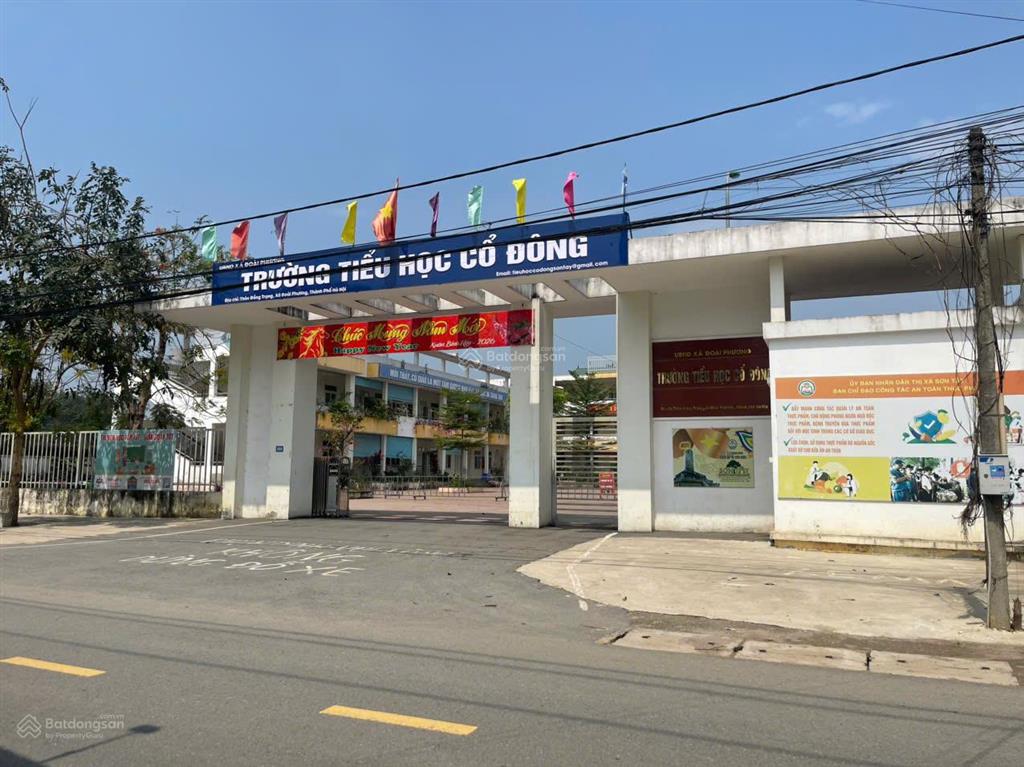 100m full thổ,sẵn sổ,mặt tiến 6m,đất vuông vắn.cách cnc hòa lạc 8p đi xe,sát ql 21a