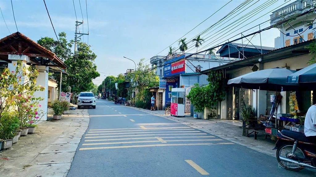 Nhỉnh 3 tỷ sở hữu 100m hàng f0 full thổ cư, đối diện sân bóng trại láng.view tomodachi làng mít