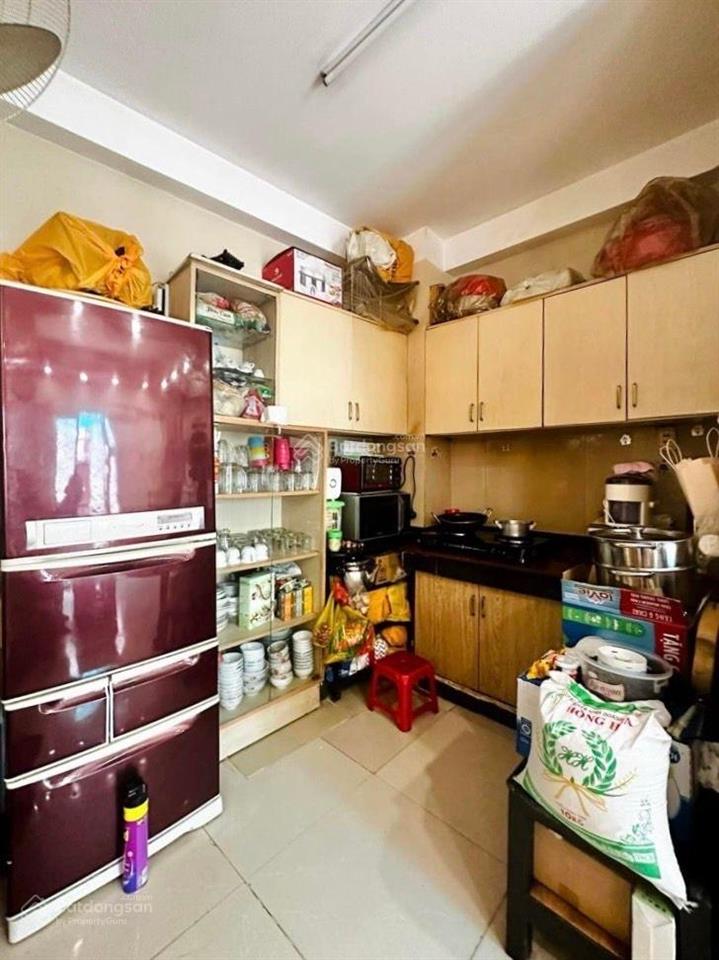 Phan văn trị  4 tầng  sát mặt tiền  45m2  7.9 tỷ