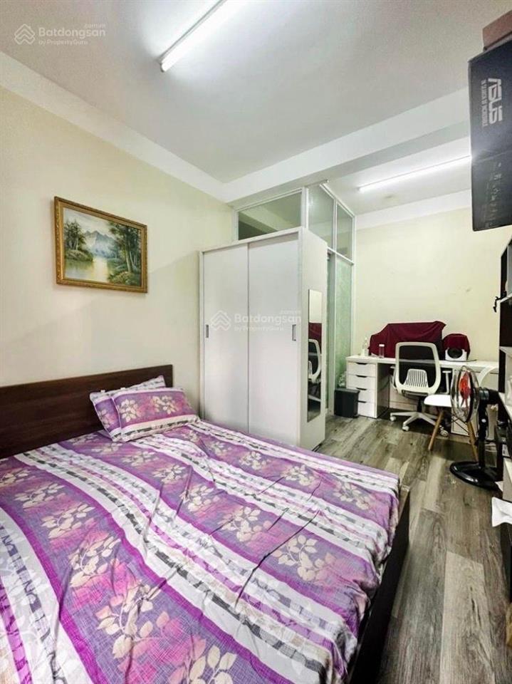 Phan văn trị  4 tầng  sát mặt tiền  45m2  7.9 tỷ