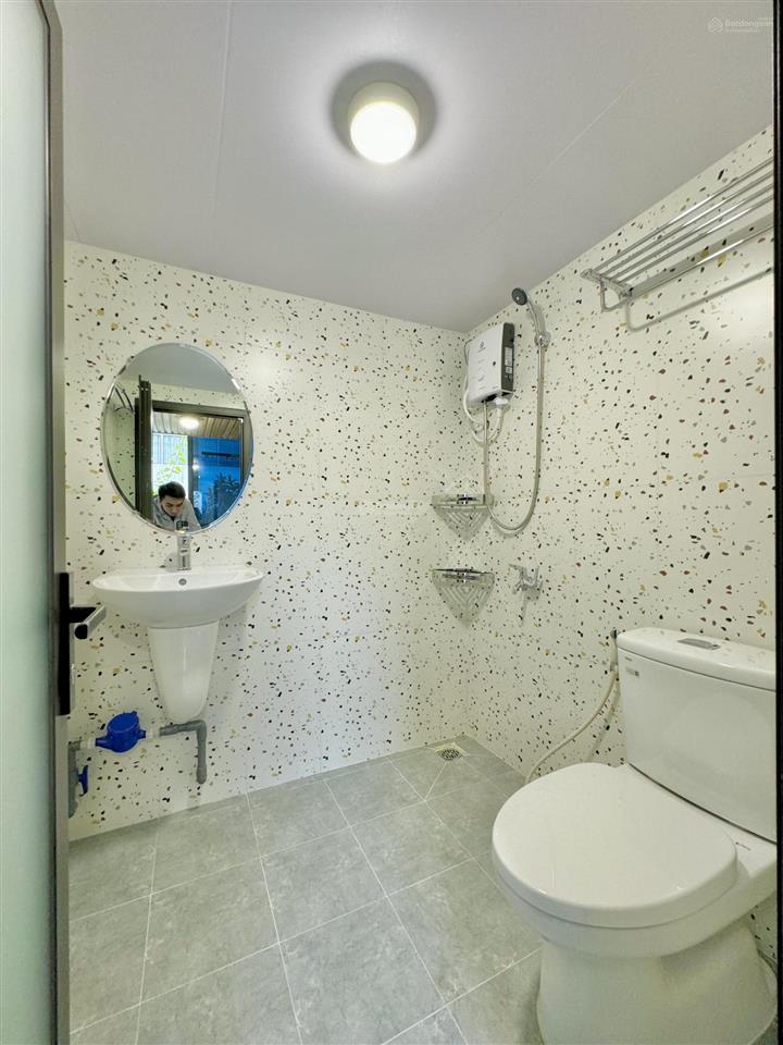 Duplex full nội thất cửa sổ thoáng mát ngay etown cộng hòa