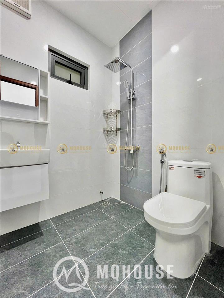 Căn hộ 2pn full nội thất ban công thoáng mát ngay sân bay tân sơn nhất