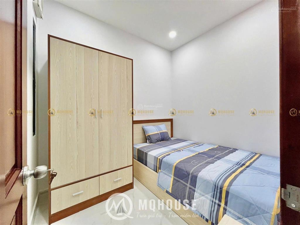 Căn hộ 2pn full nội thất ban công thoáng mát ngay sân bay tân sơn nhất