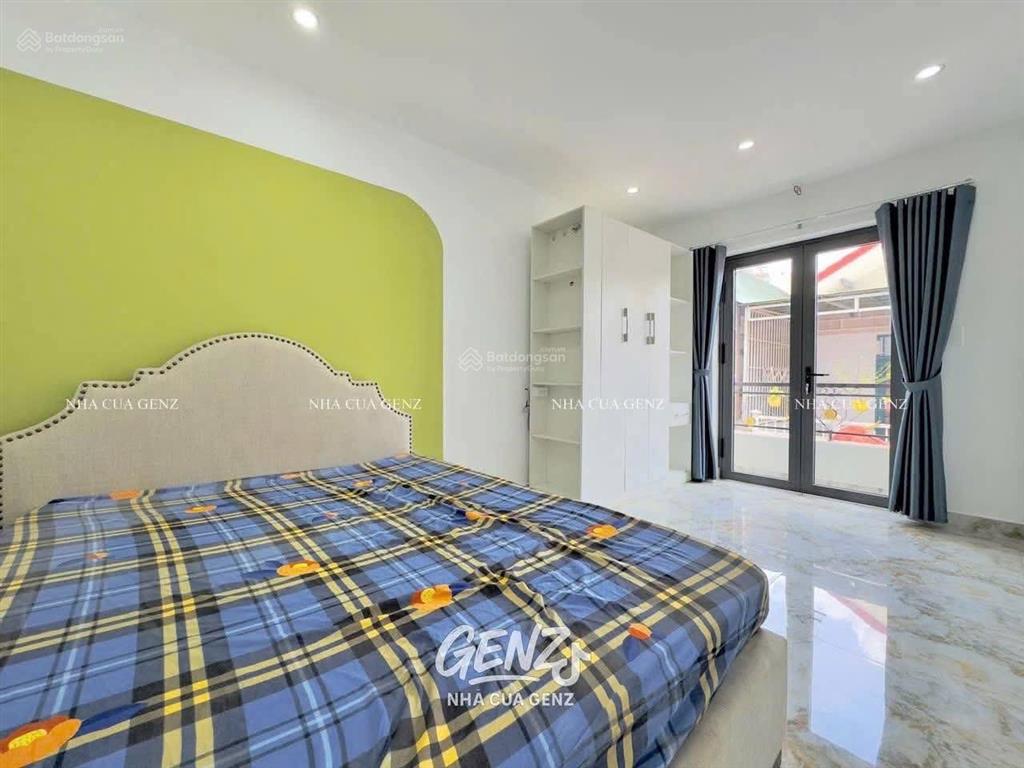 Căn hộ 1pn full nội thất ban công, thang máy ngay khu sân bay