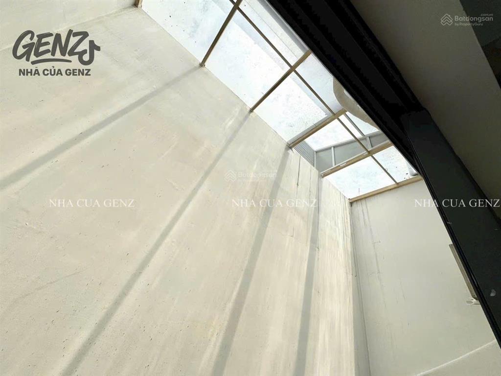 Căn hộ 2pn full nội thất thang máy ngay khu sân bay tân sơn nhất