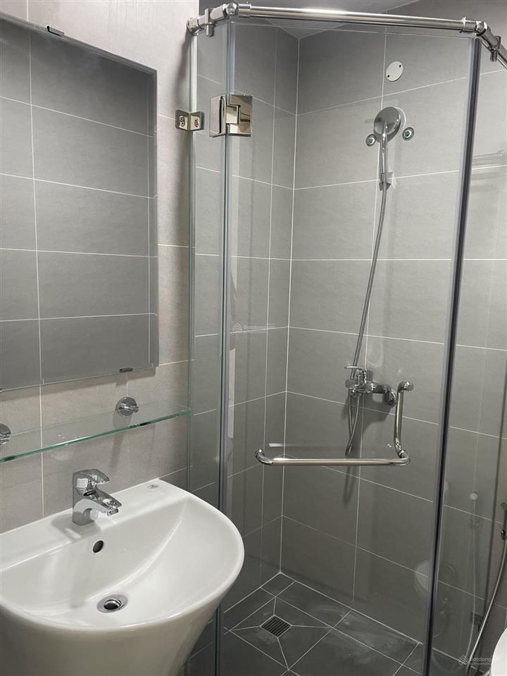 Cho thuê căn 2pn2wc hướng đn mát mẻ 5tr5, cọc 2thg, sẵn máy lạnh, bếp, hút mùi. ưu tiên nữ nè