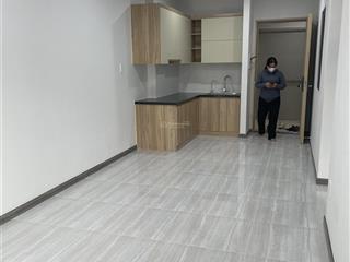Cho thuê căn 2pn2wc hướng đn mát mẻ 5tr5, cọc 2thg, sẵn máy lạnh, bếp, hút mùi. ưu tiên nữ nè