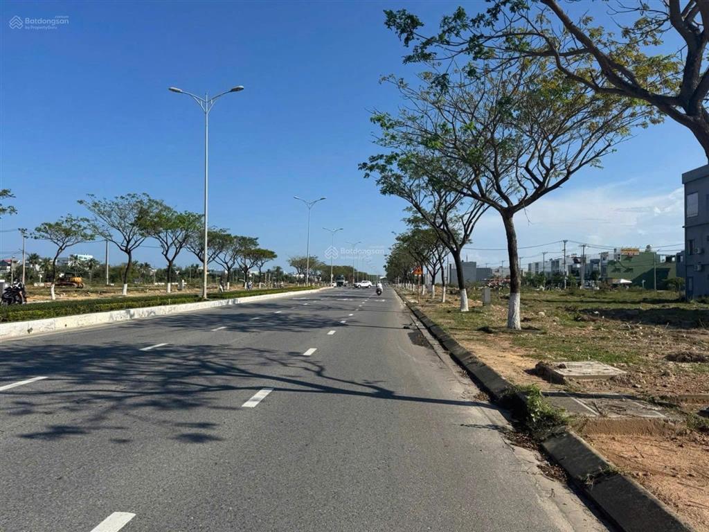 Lô b22515 trục võ chí công, gần aeon mall, vị trí dễ khai thác