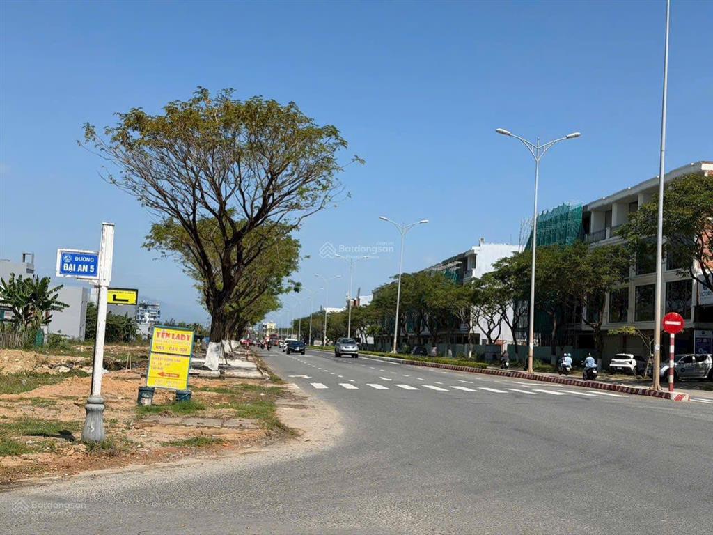 Lô 100m² võ chí công hướng đông bắc