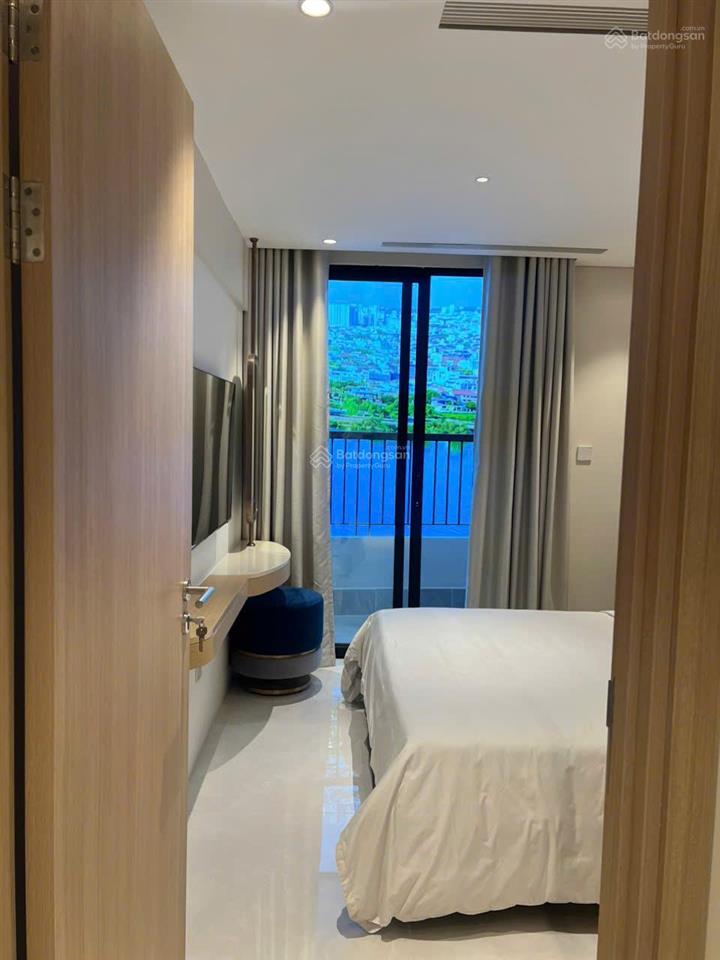 The meridian đà nẵng  căn 2br view pháo hoa