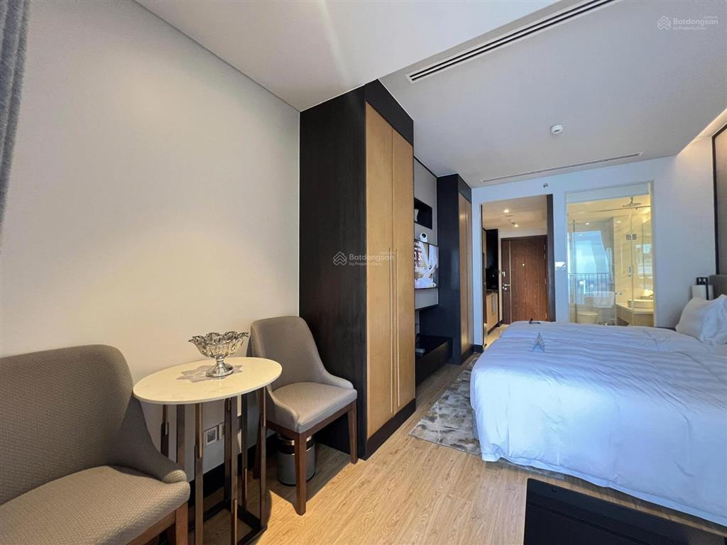 Chính chủ nhượng lại căn studio 30m2 wyndham soleil  view trực diện biển mỹ khê