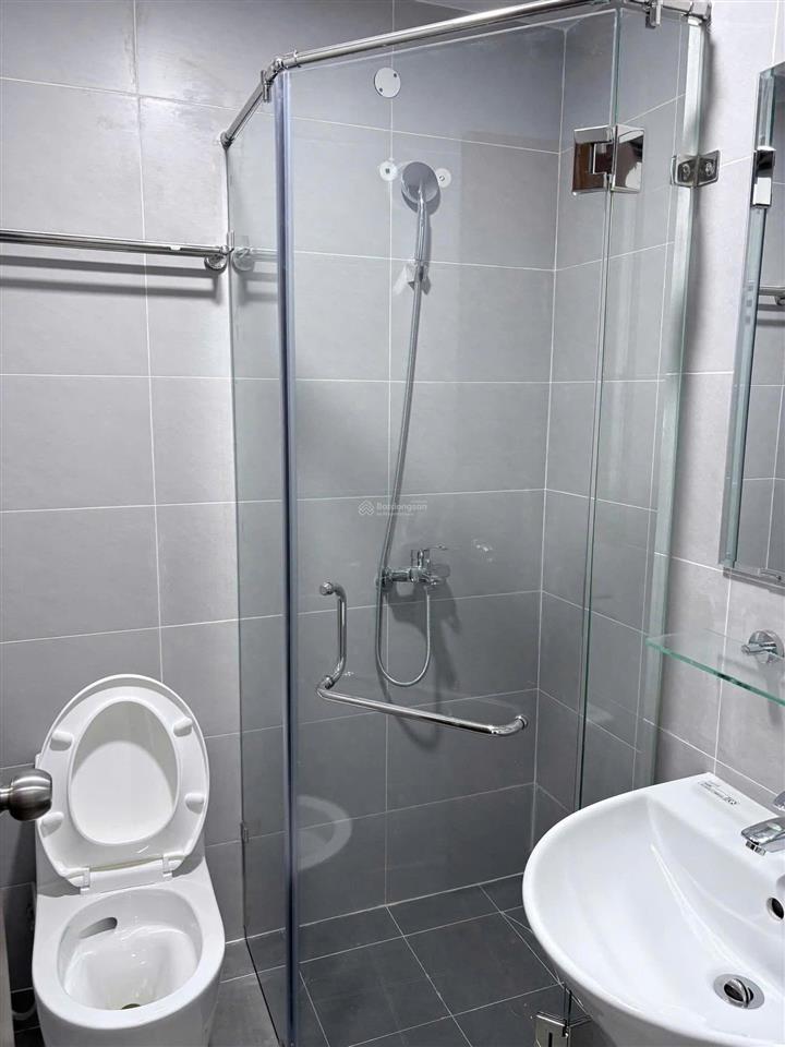 Cần ra gấp căn bcons topaz 2pn 52m² chỉ 2ty250, view hồ đá bao đẹp, sát metro số 1, làng đh