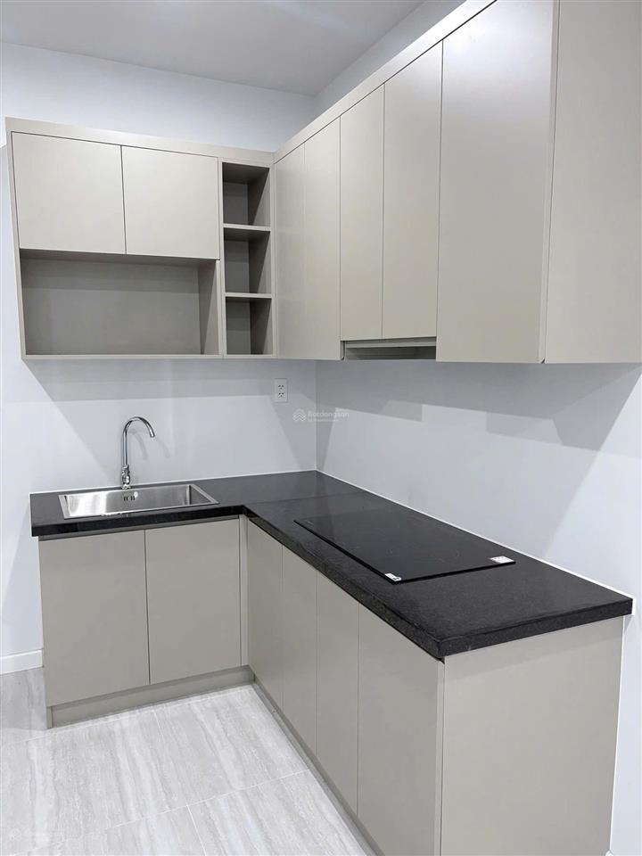 Cần ra gấp căn bcons topaz 2pn 52m² chỉ 2ty250, view hồ đá bao đẹp, sát metro số 1, làng đh