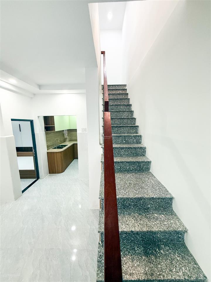 Bán nhà 1t1l (dt 49m2) đường oto thông  thuộc p. bửu hoà. giá 2,680 tỷ (giá tốt nhất khu vực)
