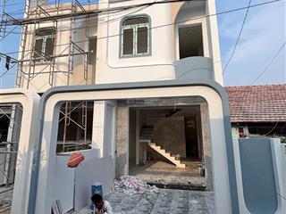 Bán nhà 1t1l hoàn công (dt 85m2  4,5m x 19m) vị trí ngay chợ tân vạn. giá chỉ 2,850 tỷ