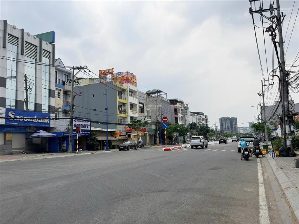 Bán tòa nhà 2 mặt 2 tiền  sacombank  lương định của quận 2