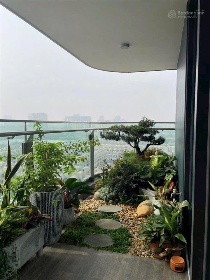 Bán căn góc 160m2 số 01  06  08  10 sunshine golden river, tầng cao, view sông hồng cầu nhật tân