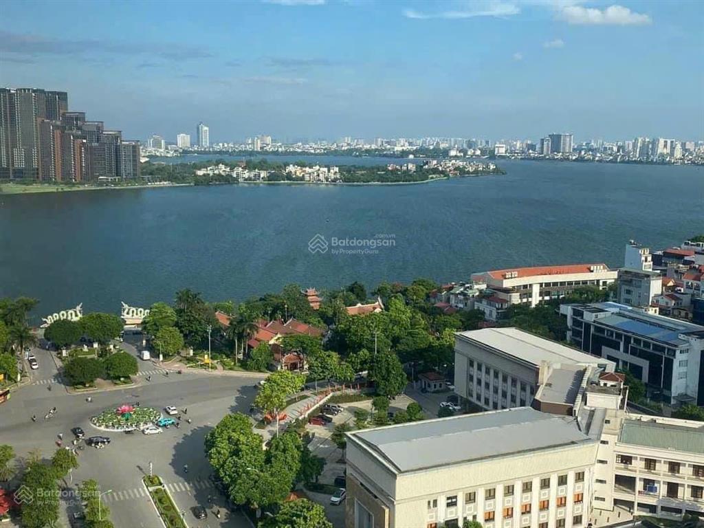 Bán căn penhouse tại d’. el dorado, dt 236m2, 4pn, 3wc, tầng 27, ban công đông nam view hồ tây đẹp.