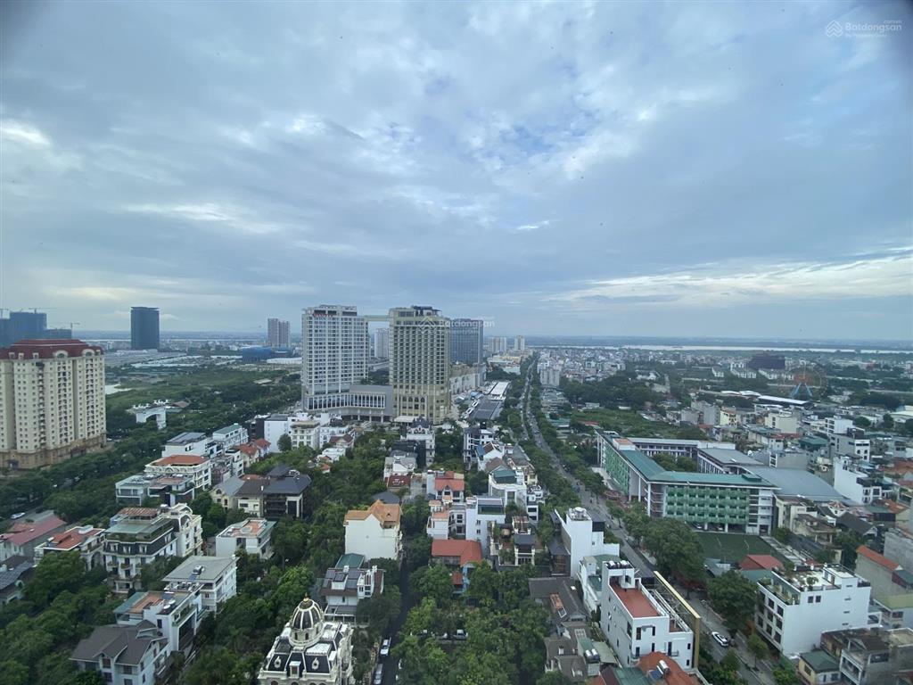 Cho thuê cc tại soho heritage west lake, dt 54m2 full nội thất, tầng cao view lotte mall, ở luôn