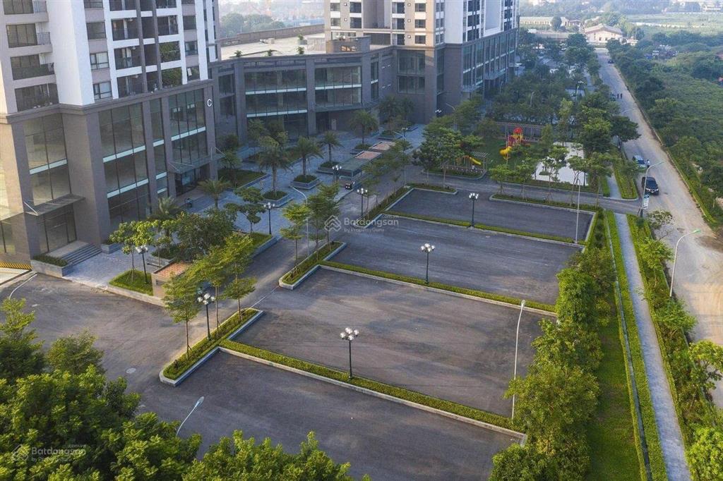 Bán căn hộ dt 168m2 tk 3pn, 2wc tại udic westlake tây hồ tầng cao view sông hồng, cầu nhật tân