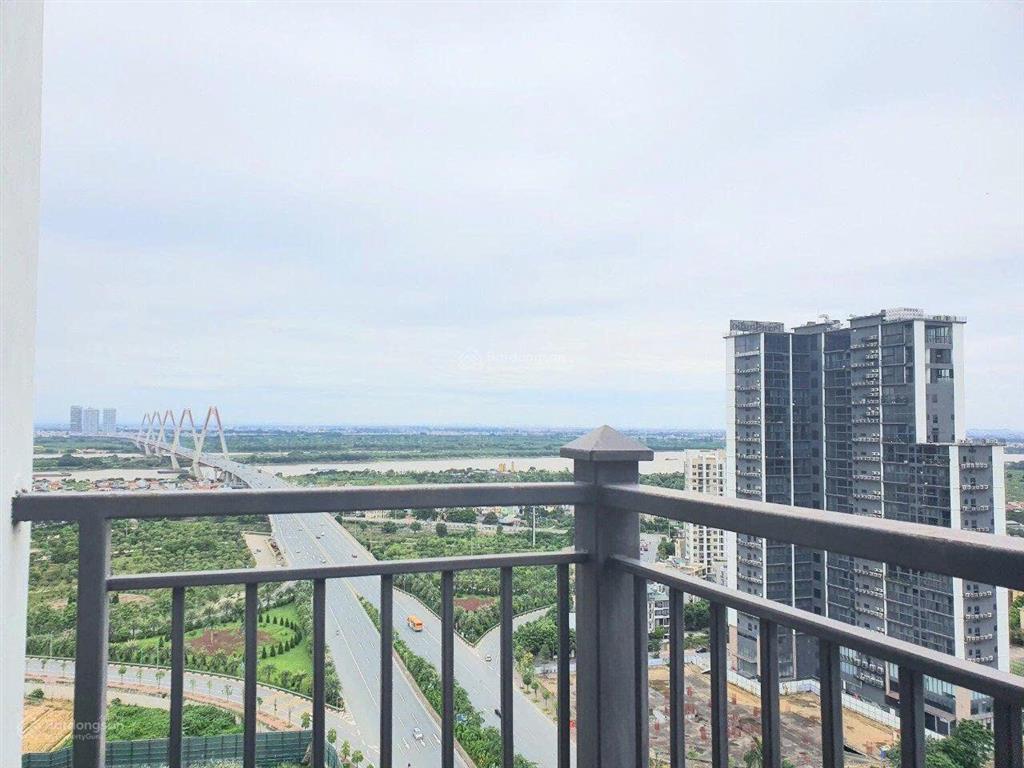 Bán căn hộ dt 168m2 tk 3pn, 2wc tại udic westlake tây hồ tầng cao view sông hồng, cầu nhật tân