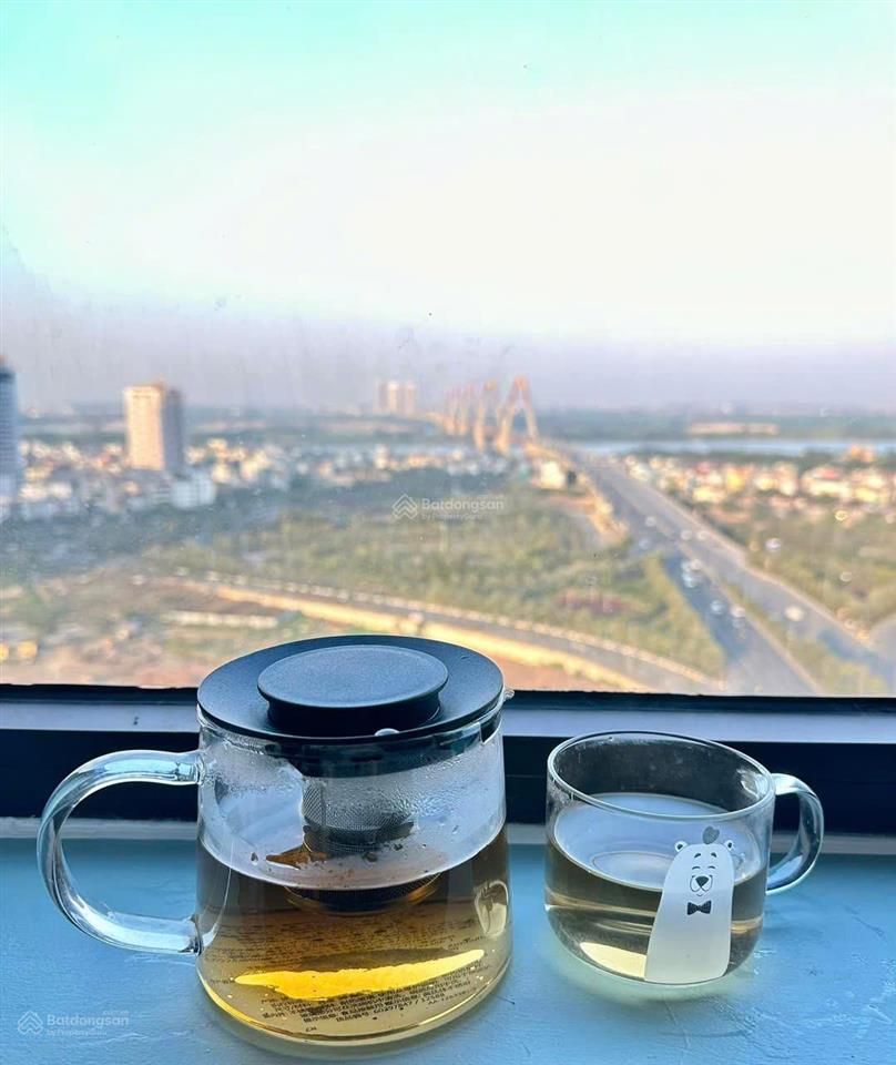 Bán căn hộ dt 168m2 tk 3pn, 2wc tại udic westlake tây hồ tầng cao view sông hồng, cầu nhật tân