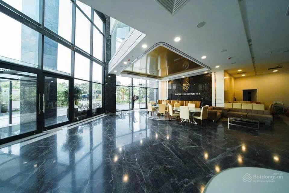 Bán cc tại sunshine golden river, dt 211m2, tk 4pn, 3wc, căn góc view thoáng, sân vườn rộng rãi