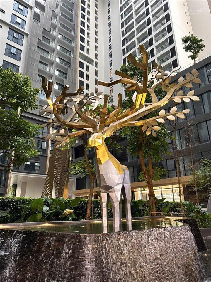 Chính chủ bán căn hộ tại heritage west lake, dt 95m2 tk 2pn+1, sổ lâu dài, view hồ tây nhà mới 100%