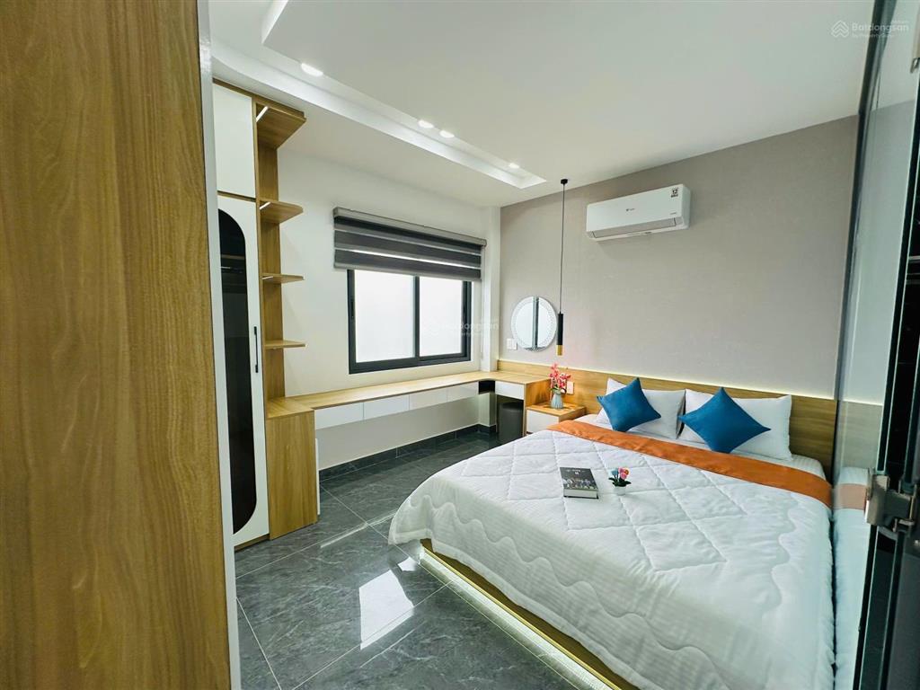 Nhà đẹp, phan văn hớn, q12  54m (5 tầng, 4pn), shr, hxh chỉ 7.35 tỷ (tl)