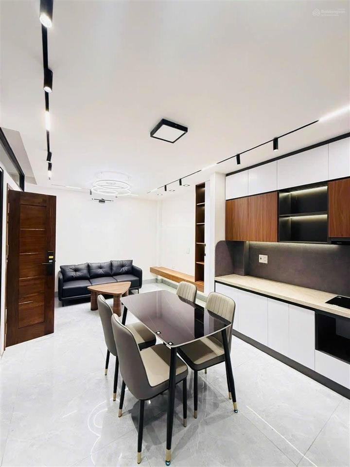 Nhỉnh 8 tỷ hoa hậu bồ đề 5 tầng  thoáng sau full nội thất cao cấp  ô tô đỗ cổng