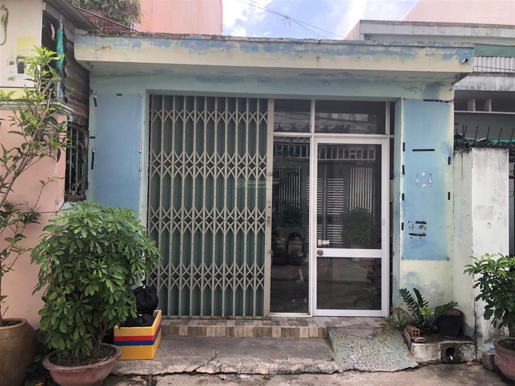 Cần tiền bán gấp, bán đất tặng nhà c4, cách biển 700m, đường oto 7m thông 2 đầu  p. vĩnh trường