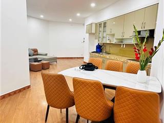 Chung cư lô góc 3 ngủ, vũ trọng phụng 109m2. giá 7,8 tỷ