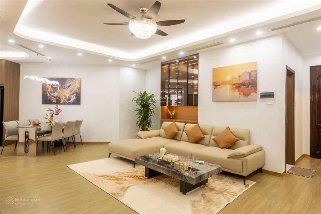 Chung cư hoàng đạo thuý căn hộ 3pn115m  full nội thất  nhà đẹp.
