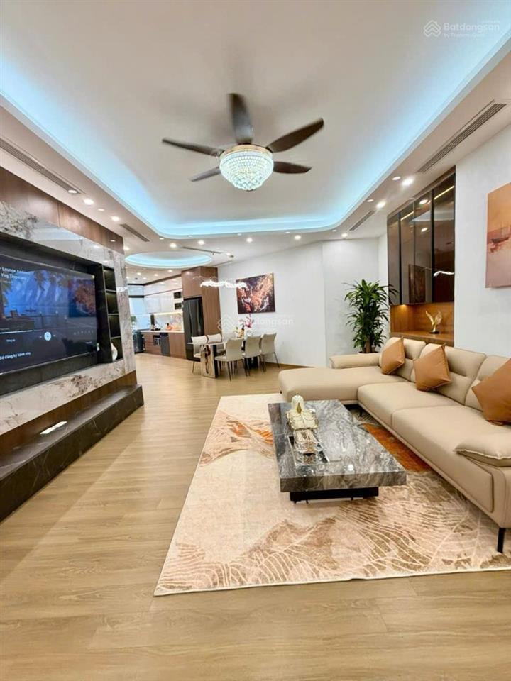 Chung cư hoàng đạo thuý căn hộ 3pn115m  full nội thất  nhà đẹp.
