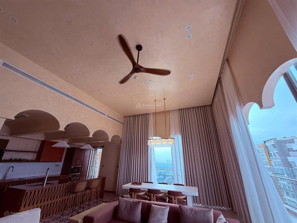 Cho thuê căn penhouse panorama 4pn,3wc tại phú mỹ hưng quận 7