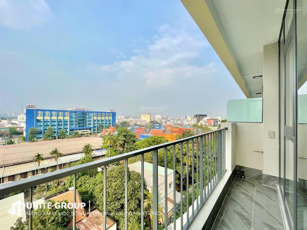 Cho thuê căn hộ studio rộng view cửa sổ đẹp tại quận 7 kế lotte mart và các trường đại học