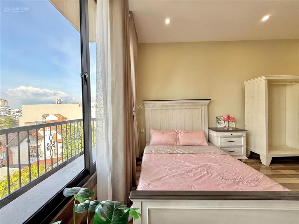 Cho thuê căn hộ studio rộng view cửa sổ đẹp tại quận 7 kế lotte mart và các trường đại học