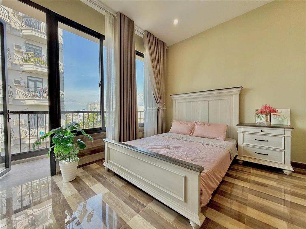 Cho thuê căn hộ studio rộng view cửa sổ đẹp tại quận 7 kế lotte mart và các trường đại học