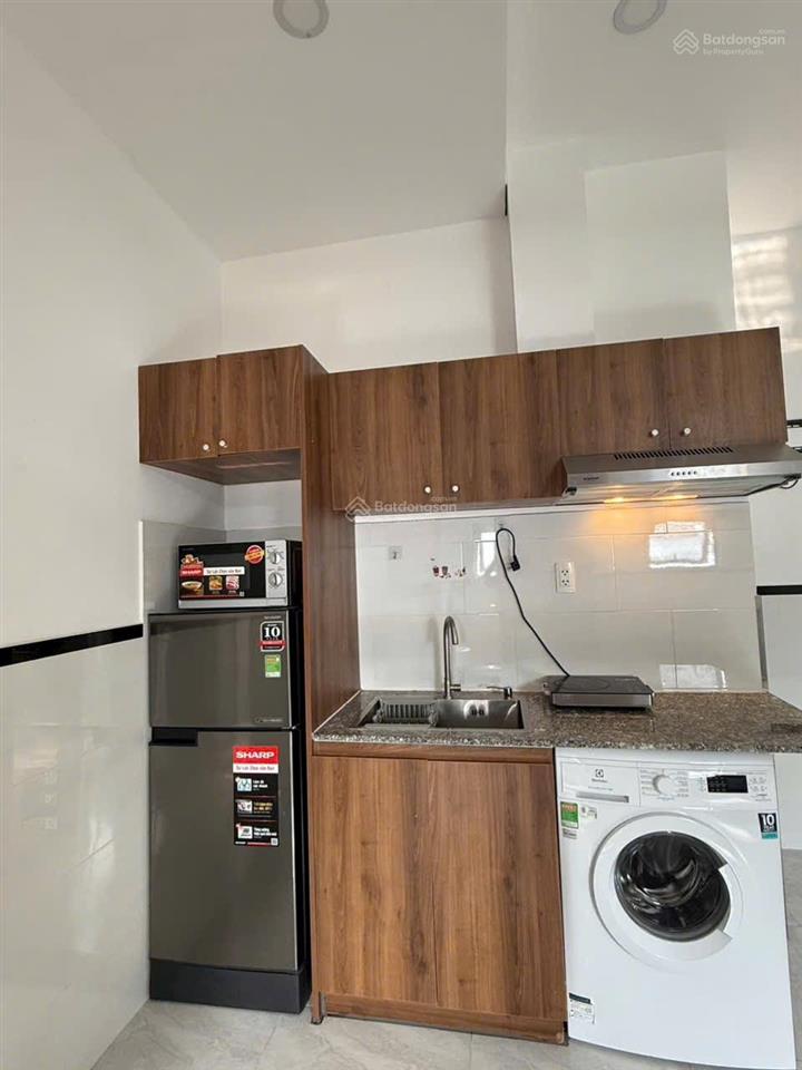 Cho thuê căn hộ duplex quận 7 view đẹp, tòa nhà hầm xe rộng và có quán roofter